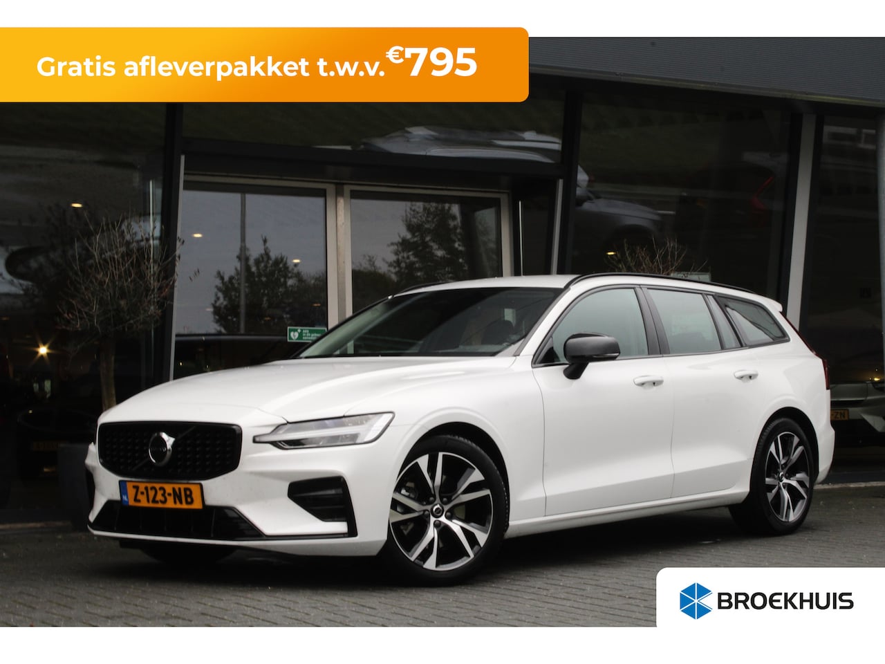 Volvo V60 - 2.0 B4 Plus Dark Volvo V60 B4 Plus Dark | Adaptive Cruise | Pilot-Assist | Camera | Stuur/ - AutoWereld.nl