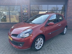 Renault Clio - 1.6-16V Dynamique Luxe/Automaat/Lage KM stand