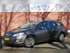 Opel Astra Sports Tourer - 1.4 Turbo Business + navi. airco. zeer mooi