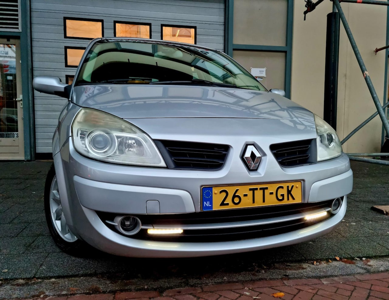 Renault Scénic - 1.6-16V Tech Line Facelift Navi 6Bak CrusC Trekhk - AutoWereld.nl