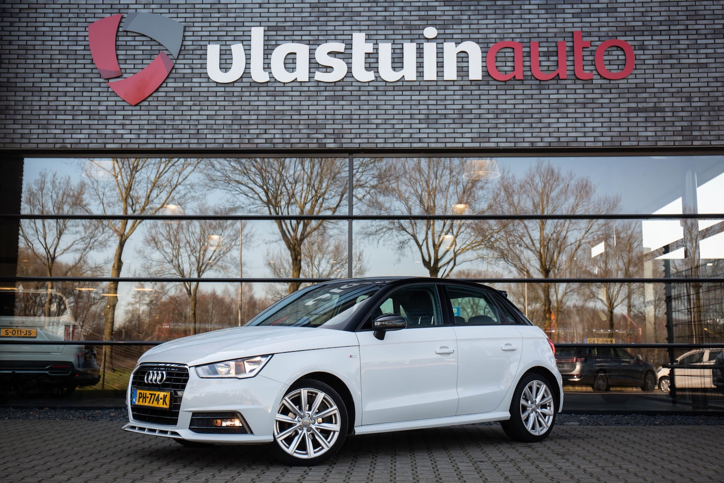 Audi A1 Sportback - 1.0 TFSI S-line , Cruise control, Navigatie, - AutoWereld.nl