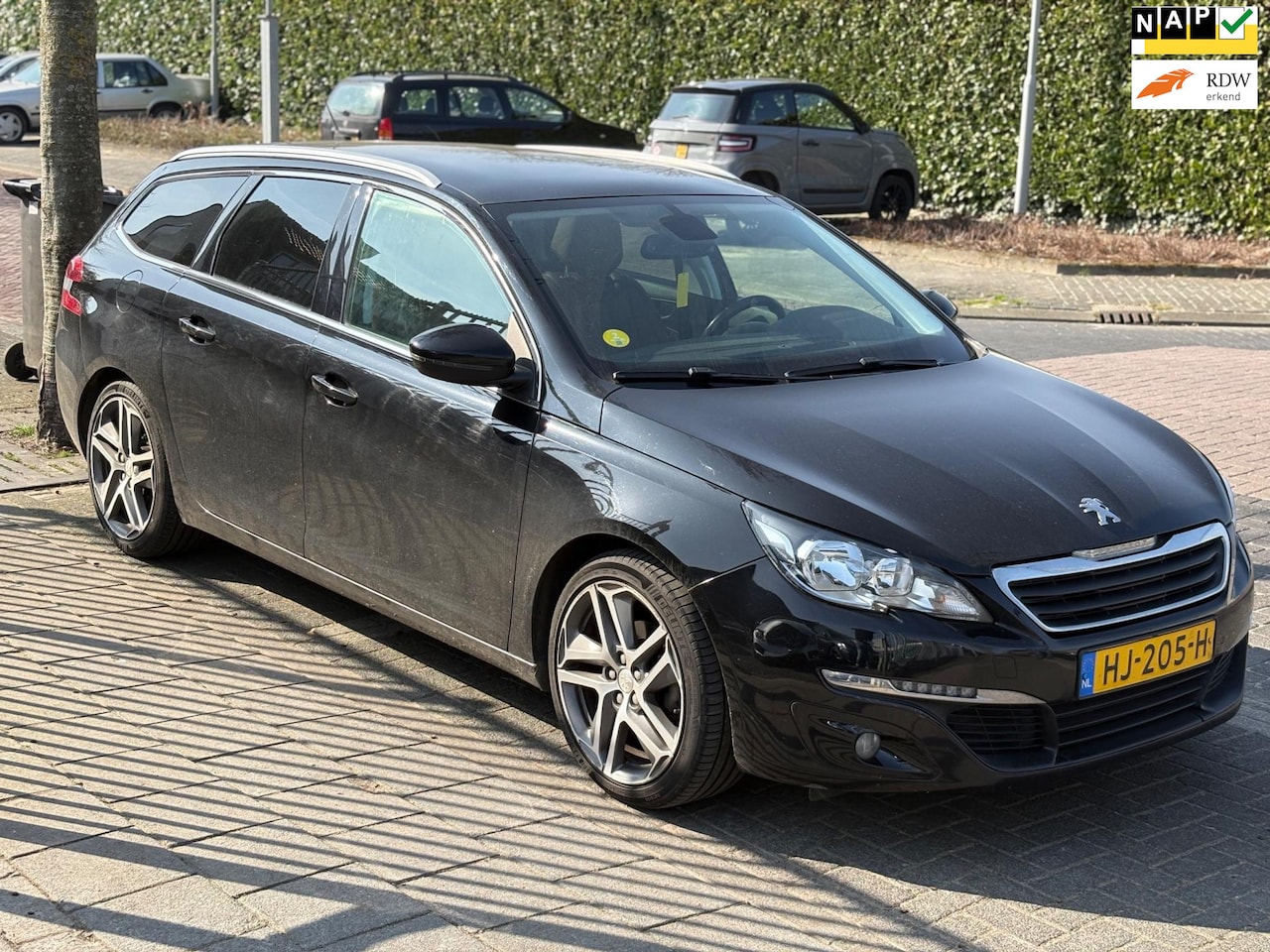 Peugeot 308 SW - 1.6 BlueHDI Blue Lease Executive Pack | Panoramadak | Luxe lederen bekleding | Achteruitri - AutoWereld.nl