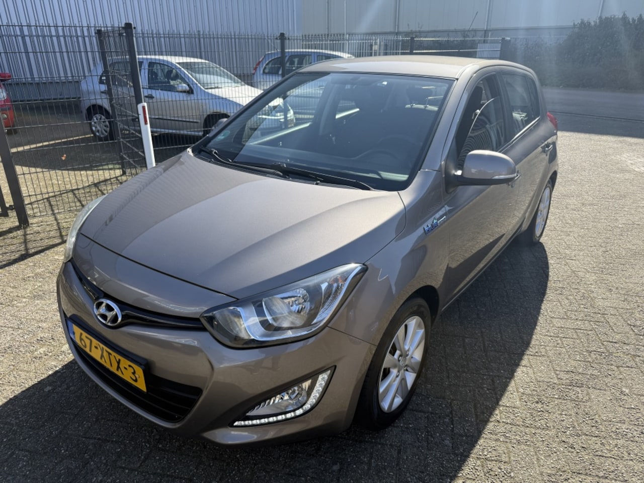 Hyundai i20 - 1.2i i-Vision 5 drs Airco IZGST - AutoWereld.nl