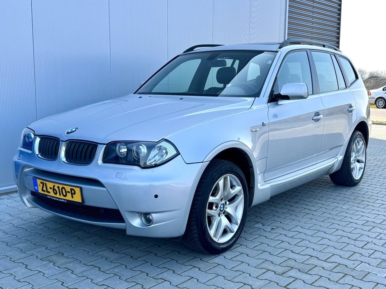 BMW X3 - 3.0i Executive | Pano | M-pakket | AUT | Xenon | Youngtimer - AutoWereld.nl