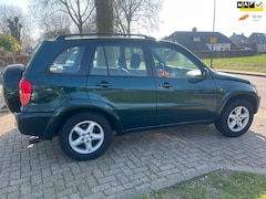 Toyota RAV4 - 2.0-16V VVT-i Sol