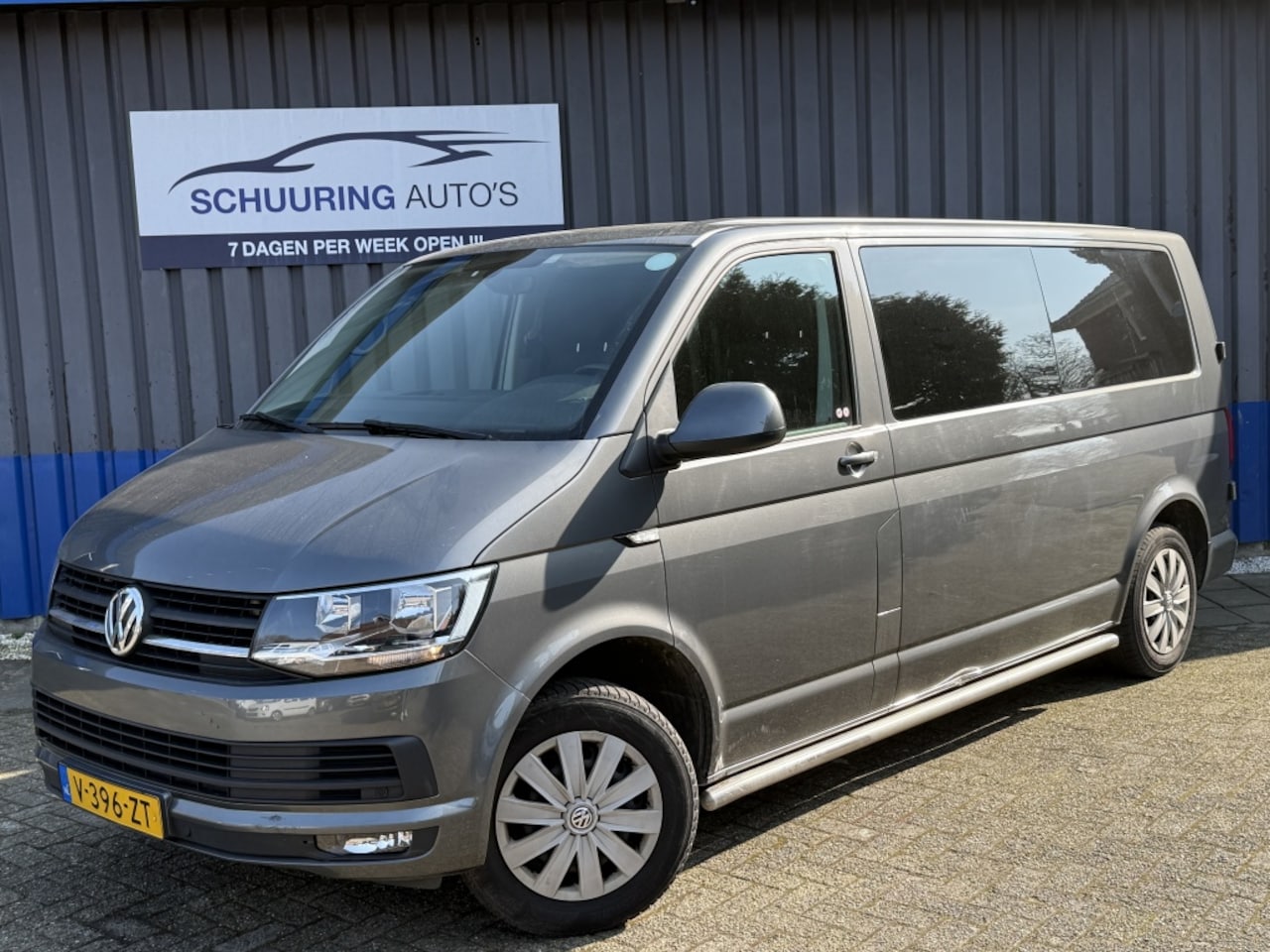 Volkswagen Transporter - 2.0 TDI L2H1 Dubbele Cabine Highline navi - AutoWereld.nl