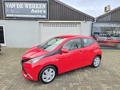 Toyota Aygo - 1.0 VVT-i X-Play AUTOMAAT Airco|Camera|53dkm Nap