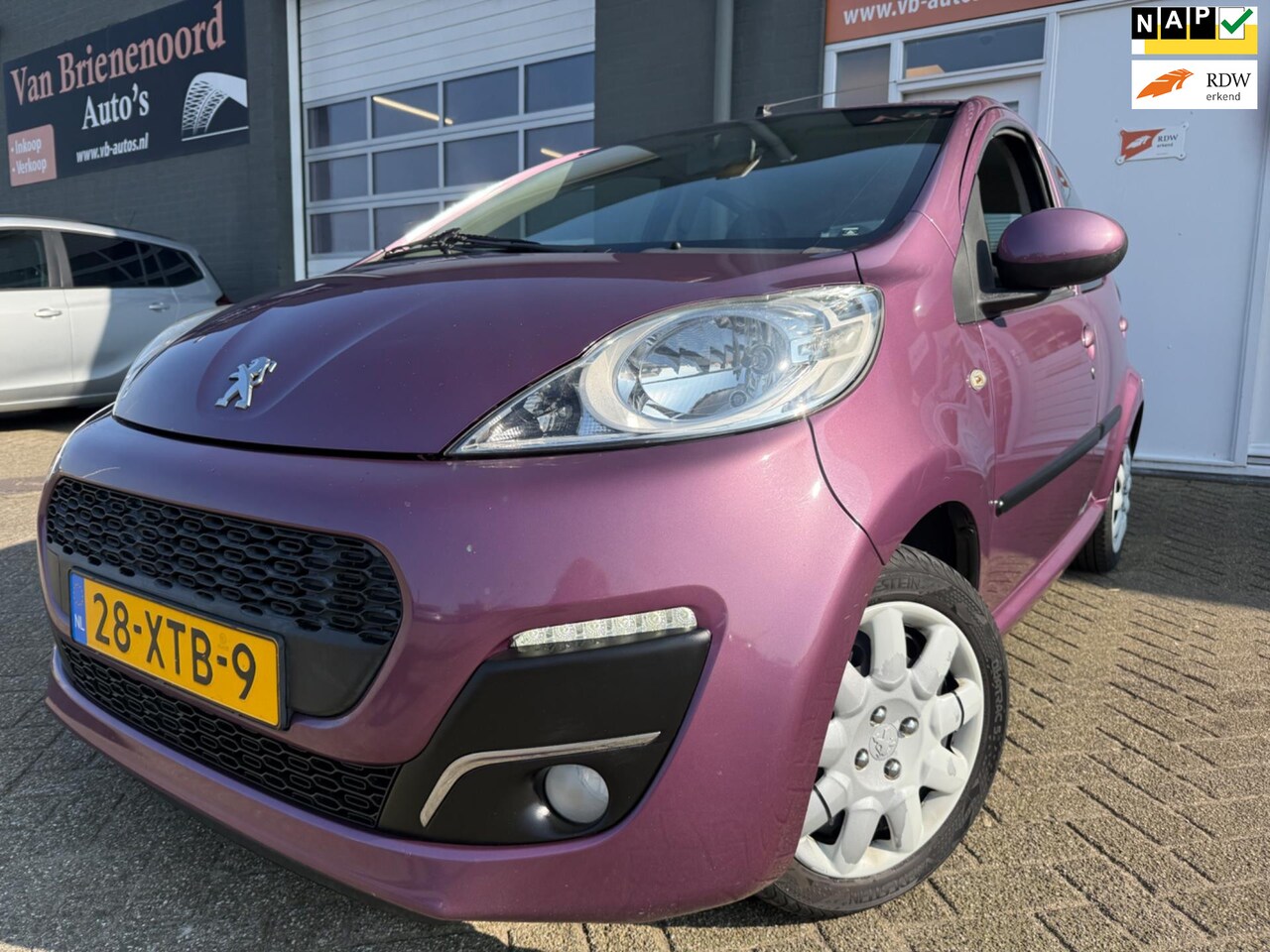 Peugeot 107 - 1.0 Active van 2de Eigenaar in 5 drs met airco - AutoWereld.nl