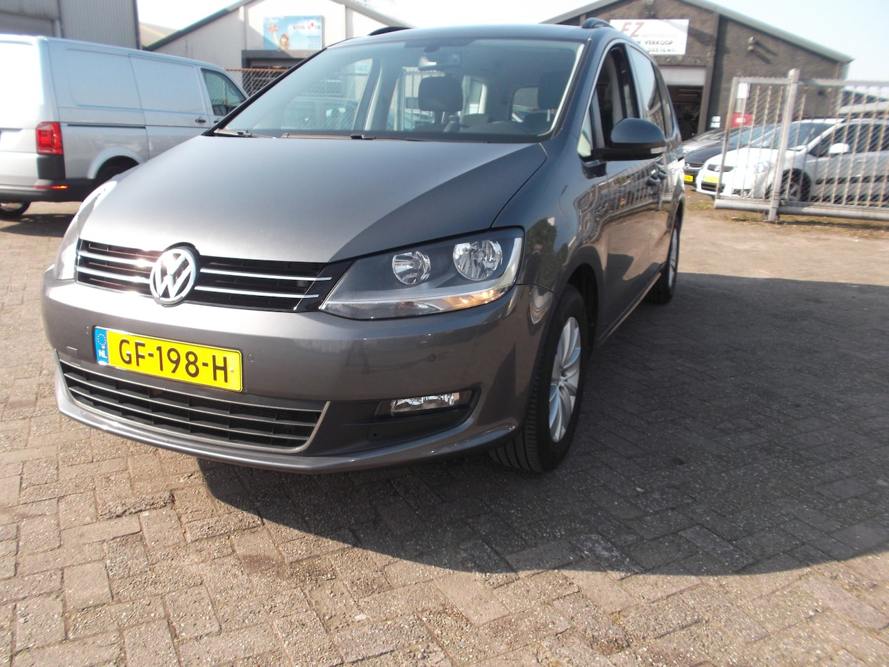 Volkswagen Sharan - 1.4 TSI Comfortline 7p. extraset winterbanden - AutoWereld.nl