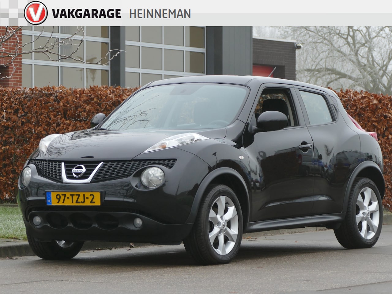 Nissan Juke - 1.6 Acenta Eco | achteruitrijcamera | navigatie | trekhaak - AutoWereld.nl