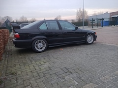 BMW 3-serie - 320i Executive