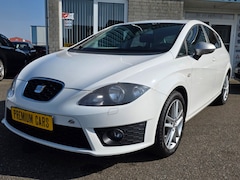 Seat Leon - 1.4 EcoTSI FR Business Intense Schuifdak / Parkeerhulp / Airco / Stoelverwarming