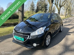 Peugeot 208 - 1.4 VTi Access /PARKEERSENSOREN /AIRCO/CRUISE