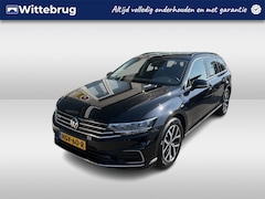 Volkswagen Passat Variant - 1.4 TSI PHEV GTE Business / AUTOMAAT/ DIGITAL DASH/ ADAPT. CRUISE/ DAB/ NAVI/ APP-CONNECT/