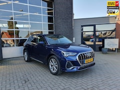 Audi Q3 - 45 TFSI E-Hybride PHEV, Navarrablauw, S-line, LED, camera, adaptive cruise, zwenkbare trek