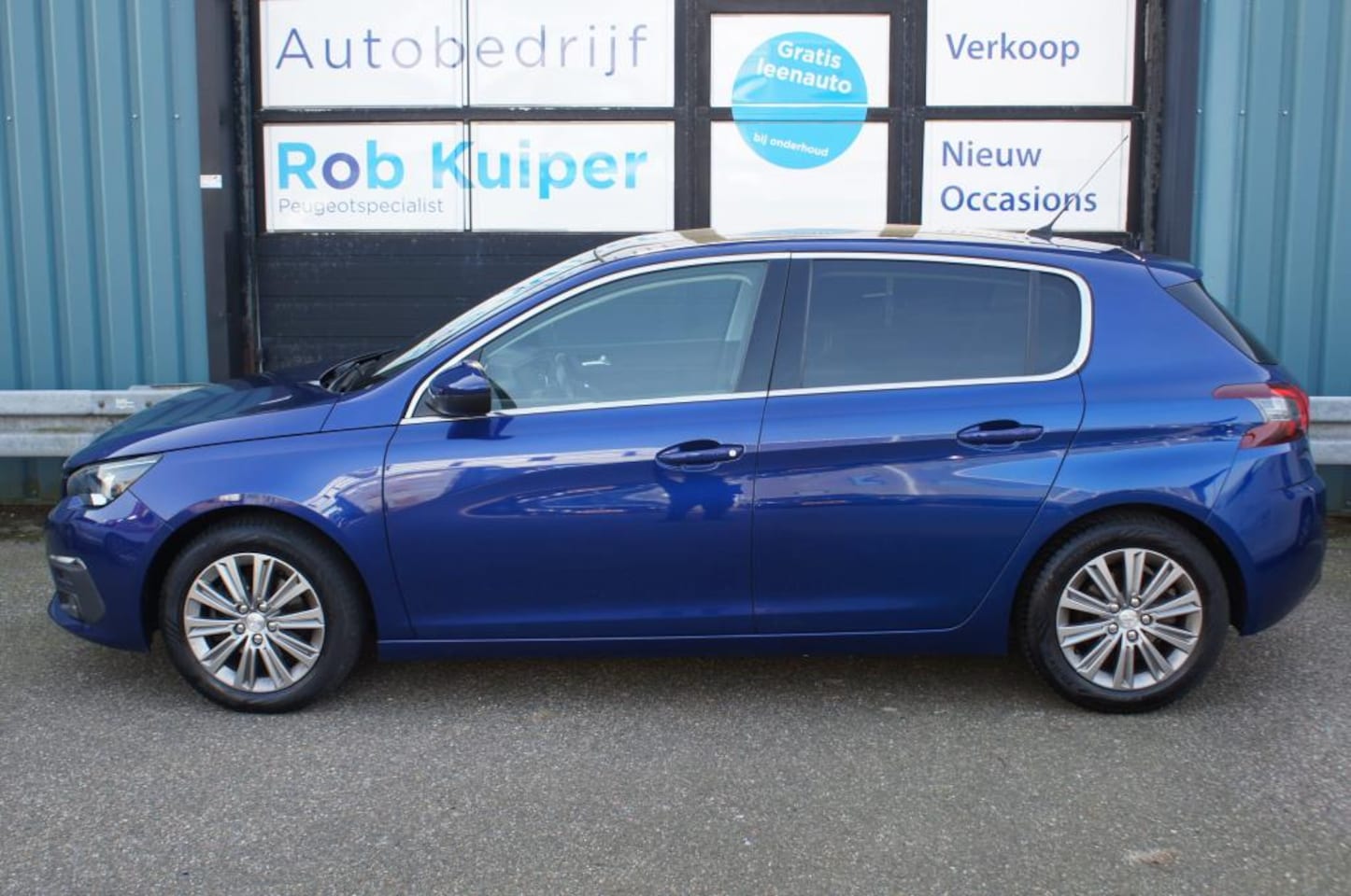 Peugeot 308 - 1.2 PureTech Allure 130PK 6 versnellingen - AutoWereld.nl