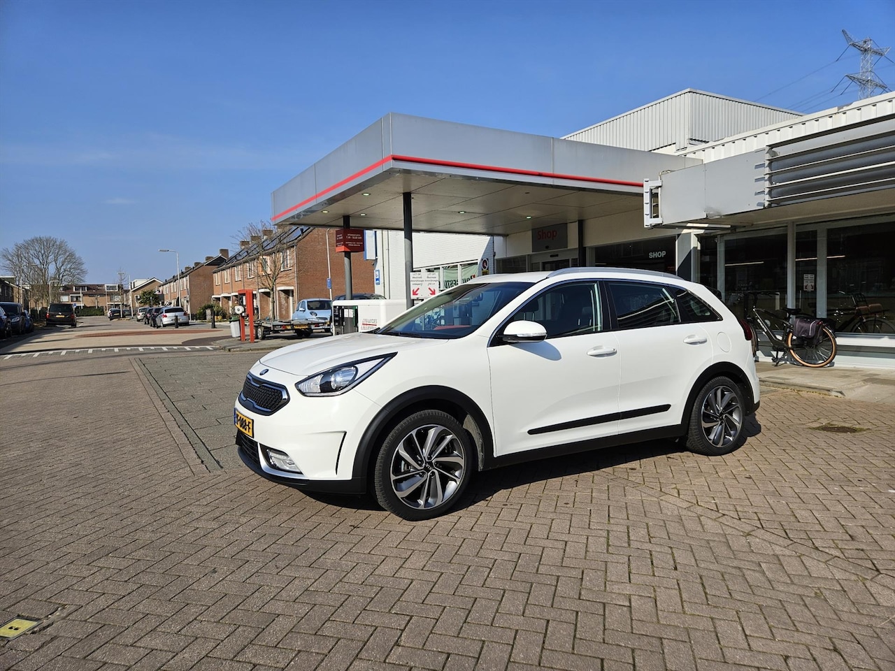 Kia Niro - 1.6 GDi Hybrid 141pk DCT6 DynamicLine - AutoWereld.nl