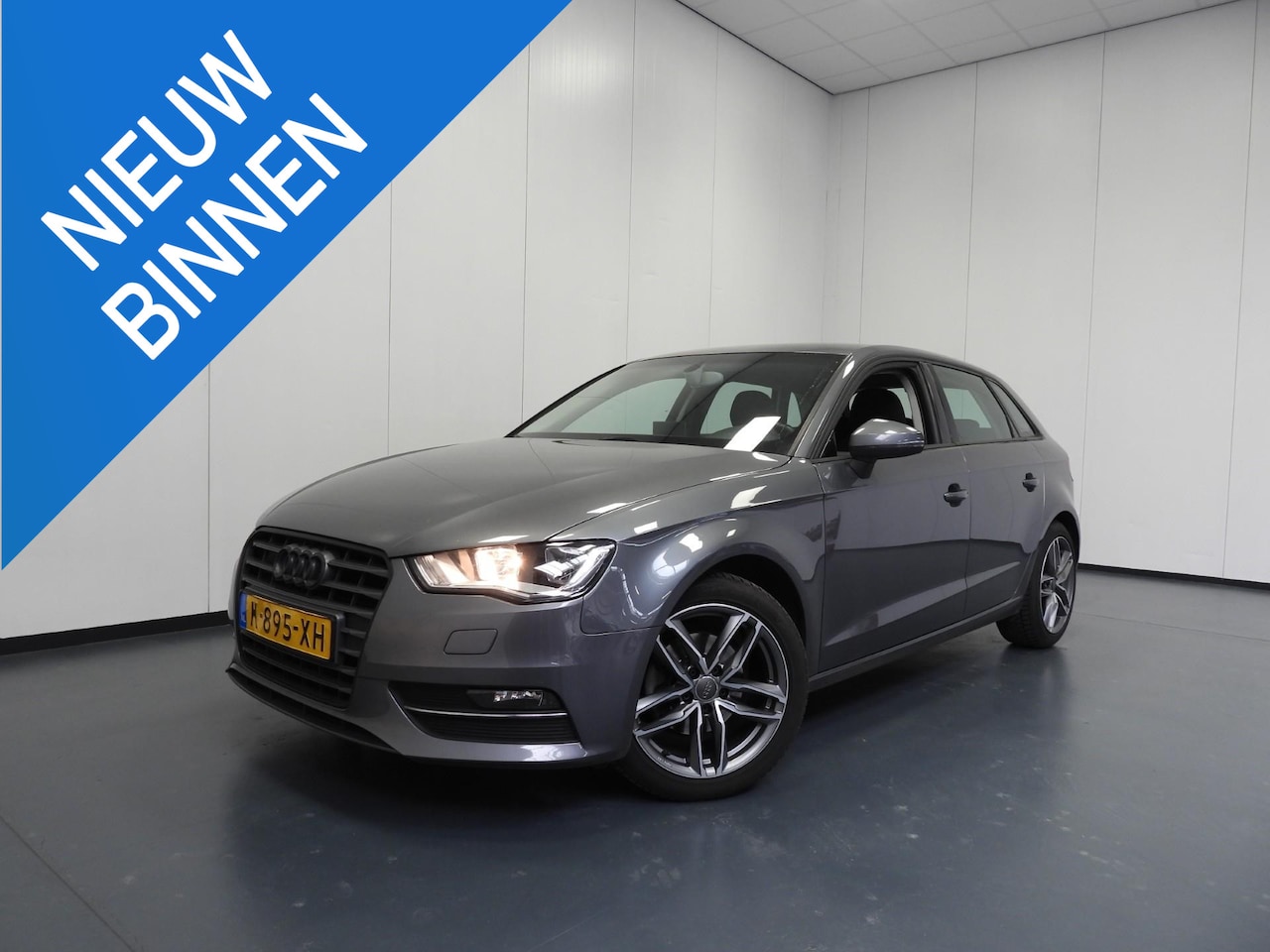 Audi A3 Sportback - 1.2 TFSI Ambiente Pro Line plus NAVI/CLIMA/PDC/17"LMV! - AutoWereld.nl