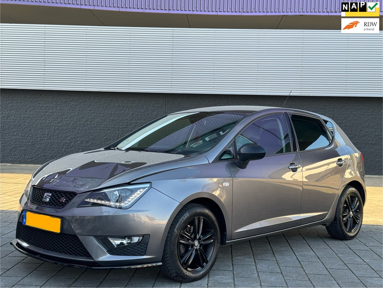 Seat Ibiza - 1.0 EcoTSI FR Connect LED/NETTE STAAT - AutoWereld.nl