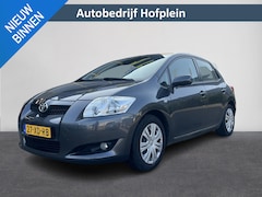 Toyota Auris - 1.6-16V Sol Business