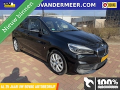 BMW 2-serie Active Tourer - 225xe iPerformance High Executive / Panoramadak / HuD / Luxe