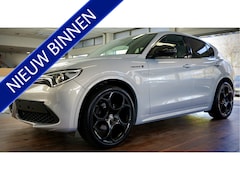 Alfa Romeo Stelvio - 2.0 T AWD Veloce Ti Perla Moonlight,