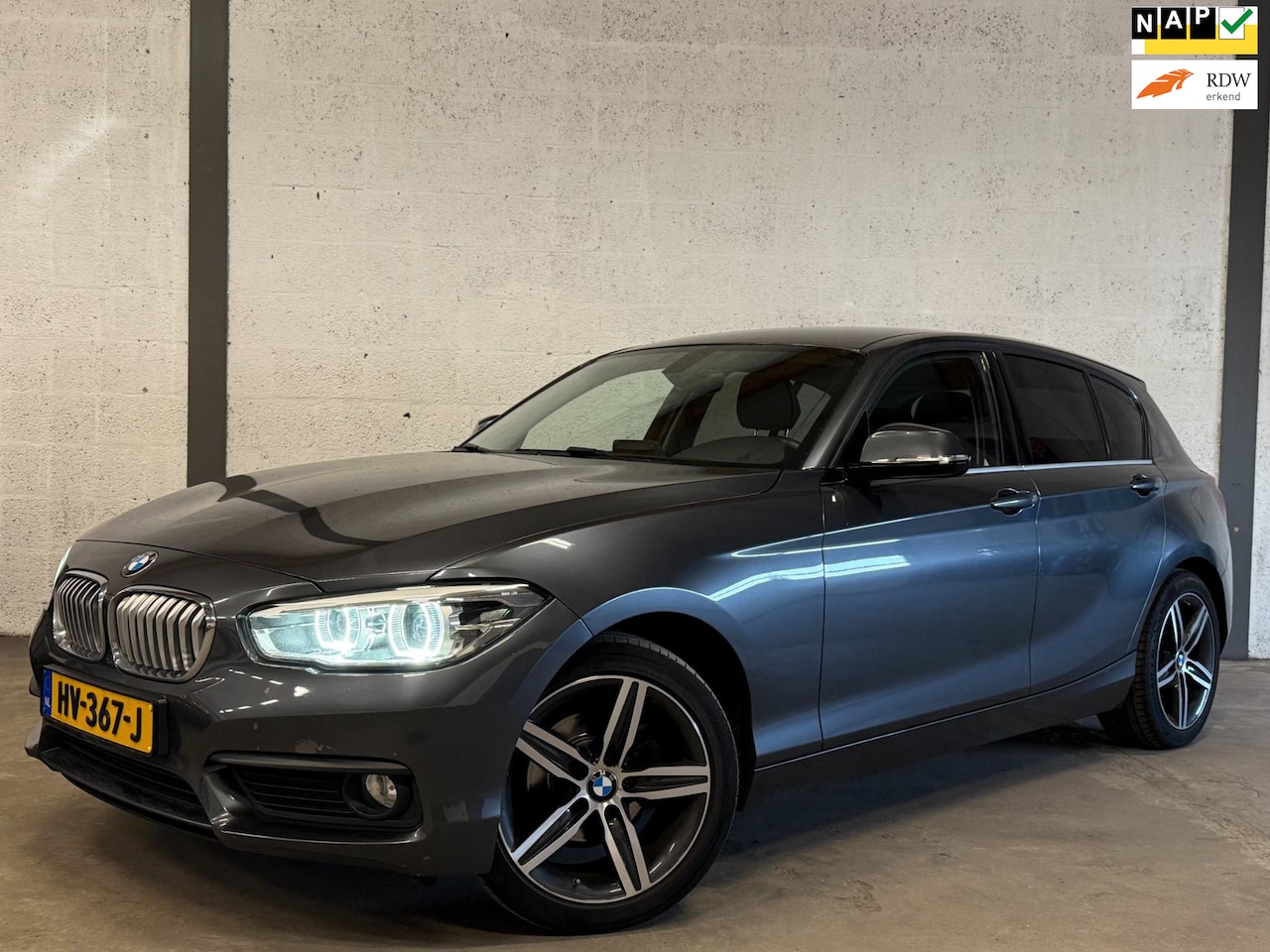 BMW 1-serie - 118i Corporate Lease Executive Navi|Cruise|LED|Clima|Winterset!! - AutoWereld.nl