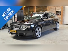 Audi A4 Avant - 2.0i Avant Airco, 18" LMV, Bluetooth