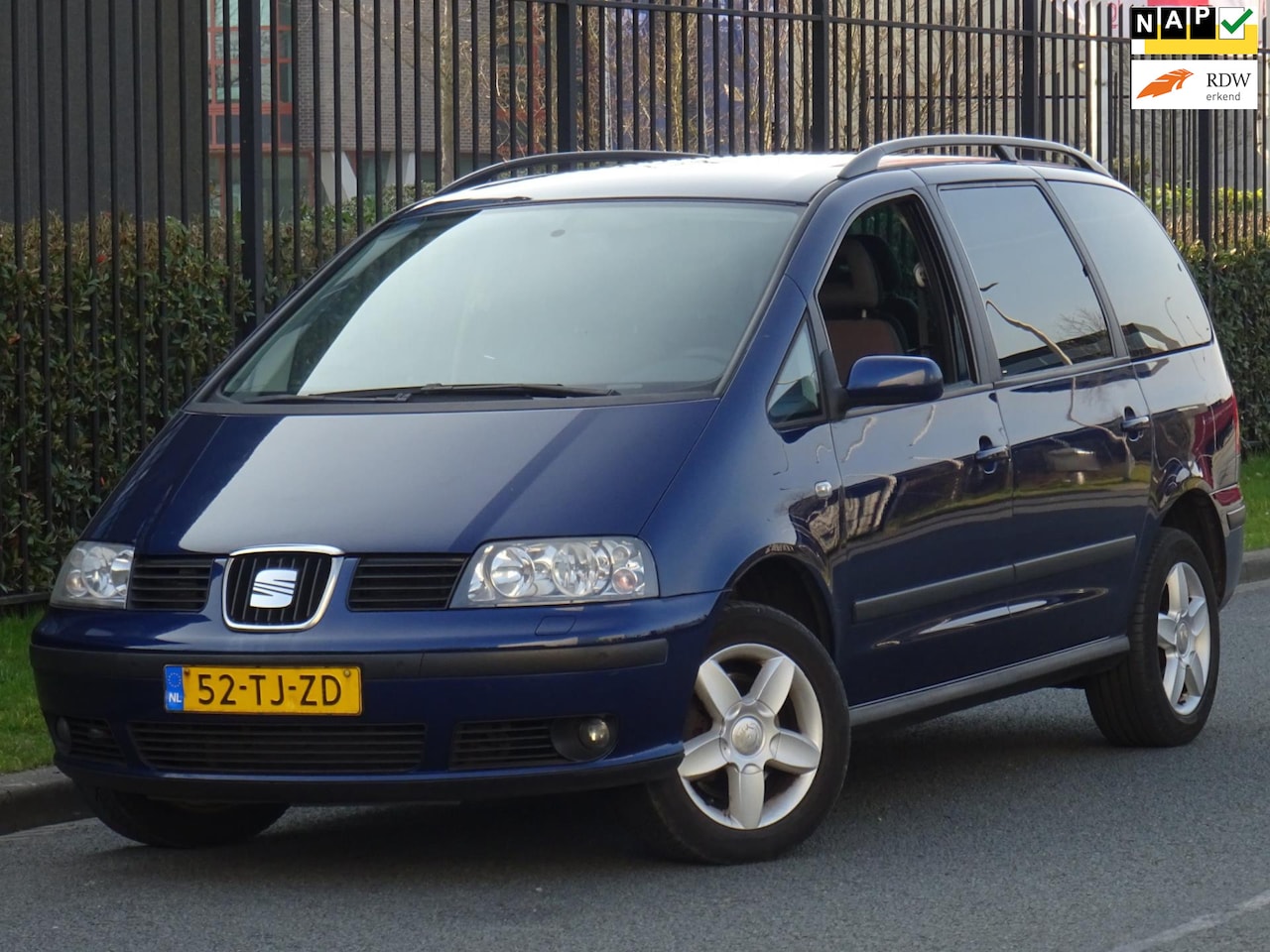 Seat Alhambra - 2.0 7-PERSOONS NAP/CLIMA/CRUISE/PDC/APK 2026 - AutoWereld.nl