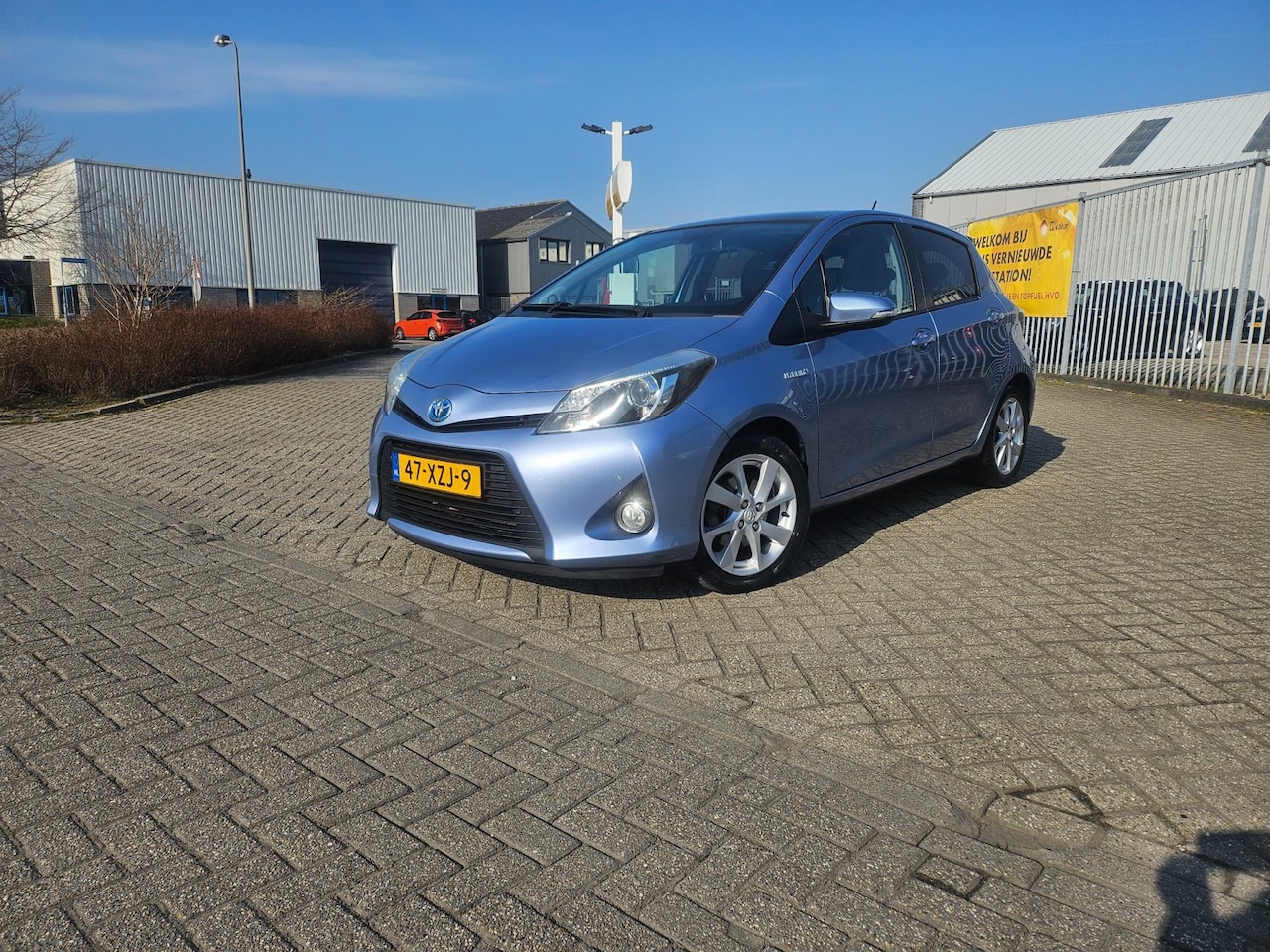 Toyota Yaris - 1.5 Full Hybrid Dynamic#Nap#Pano#Aut#Luxeuitv - AutoWereld.nl