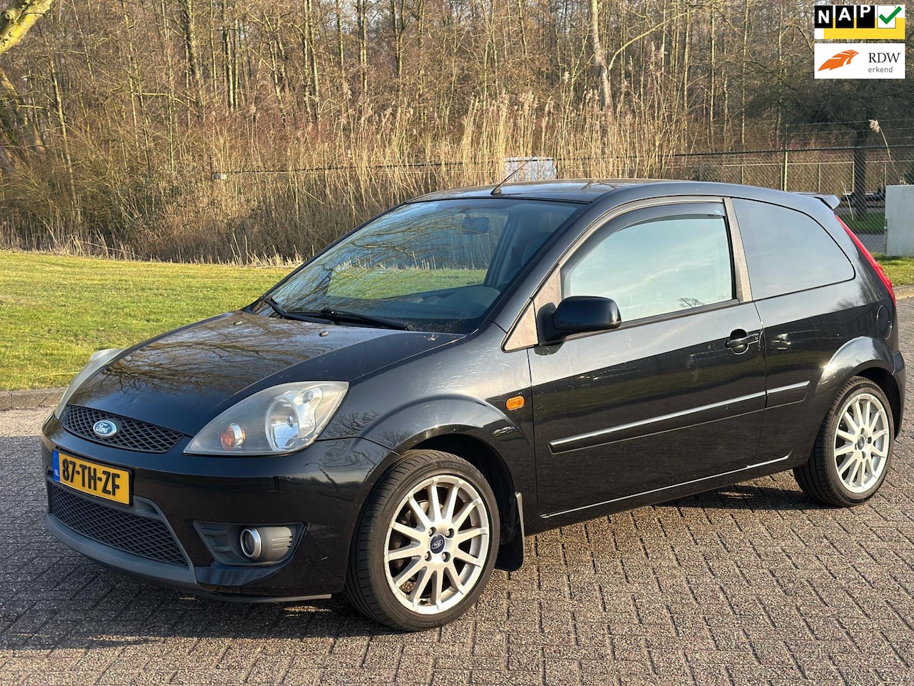 Ford Fiesta - 1.6-16V Ultimate Edition/APK TOT 12-01-2026 - AutoWereld.nl