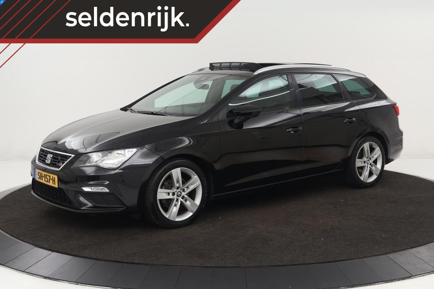 Seat Leon - 1.4 TSI FR Intens | Panoramadak | Carplay Trekhaak | Keyless | Navigatie | PDC | Sportstoe - AutoWereld.nl