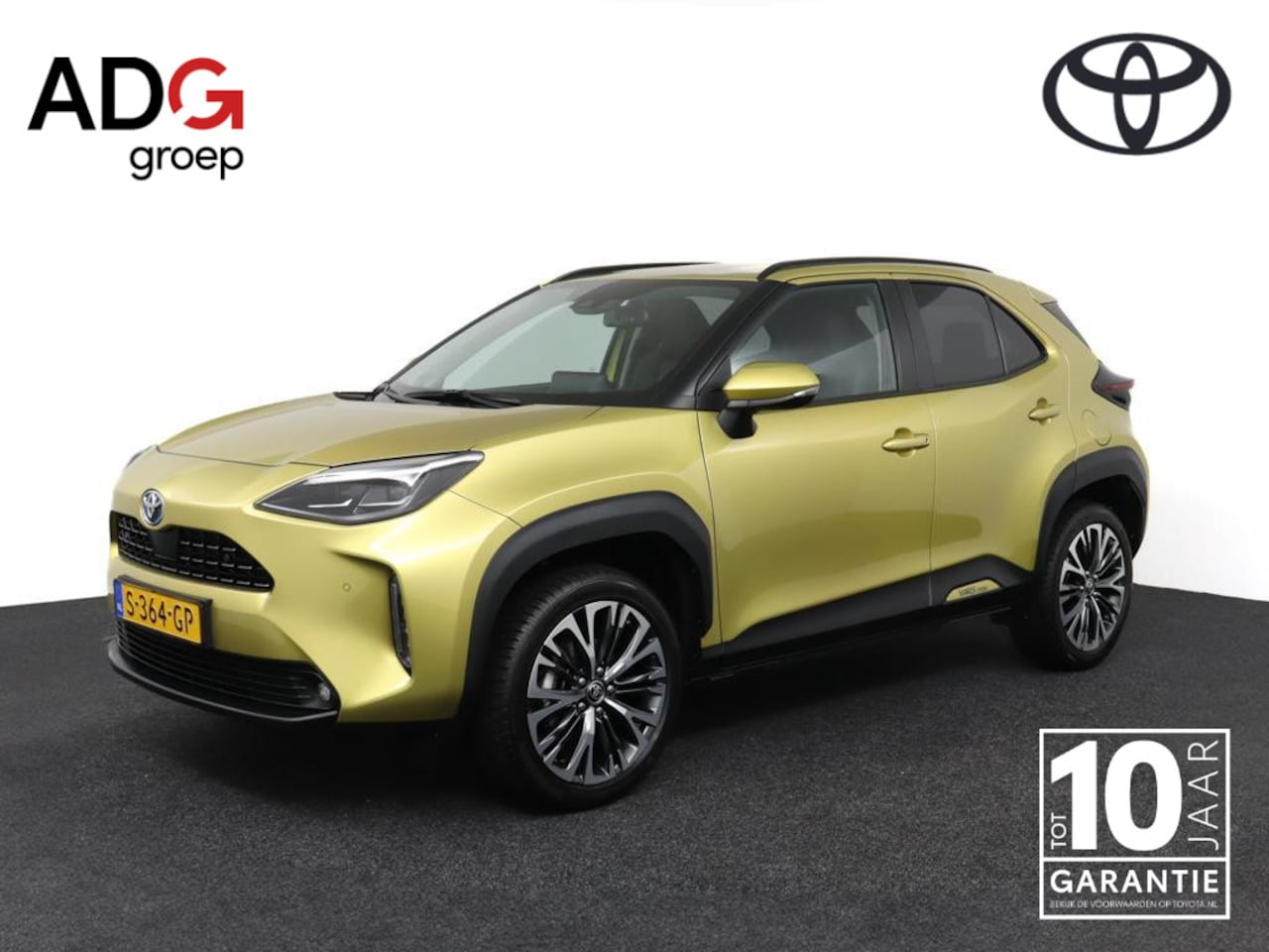 Toyota Yaris Cross - 1.5 Hybrid Executive | Navigatie | Half leder | head-up display | - AutoWereld.nl