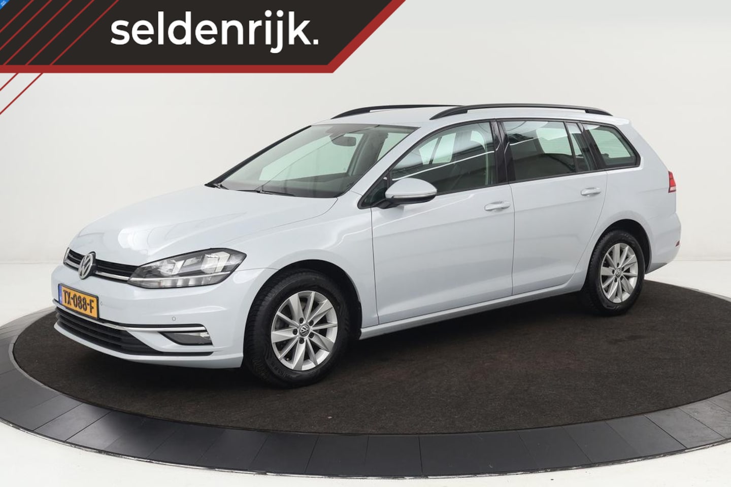 Volkswagen Golf Variant - 1.0 TSI Comfortline | Trekhaak | Stoelverwarming | Massage | Climate control | PDC | Cruis - AutoWereld.nl