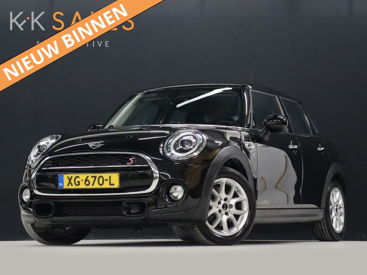 MINI Cooper S - Mini 2.0 [BLUETOOTH, KEYLESS, CRUISE CONTROL, PARKEERSENSOR, NIEUWSTAAT] - AutoWereld.nl