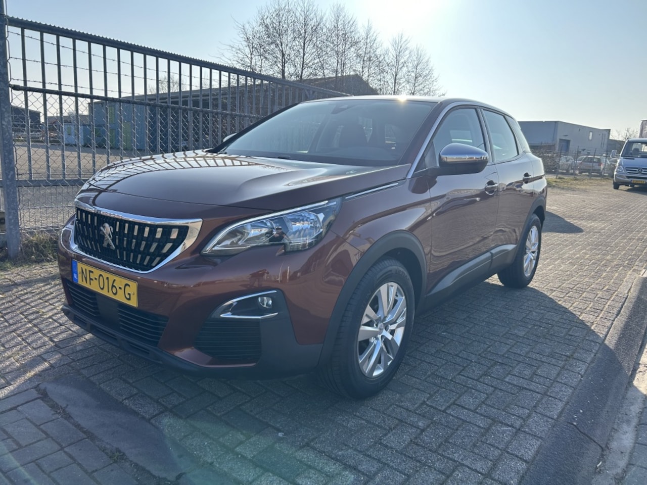 Peugeot 3008 - 1.2 PureTech Active / Dealer onderhouden / Nieuwstaat - AutoWereld.nl