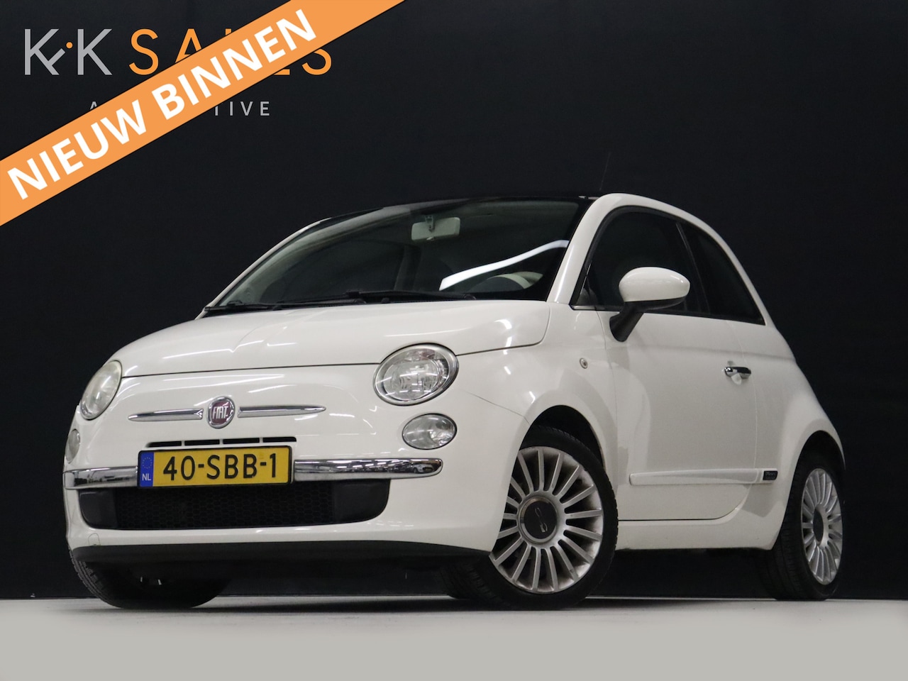 Fiat 500 - 1.2 Lounge Automaat [PANO DAK, RADIO/CD-SPELER, AIRCO, NIEUWSTAAT] - AutoWereld.nl