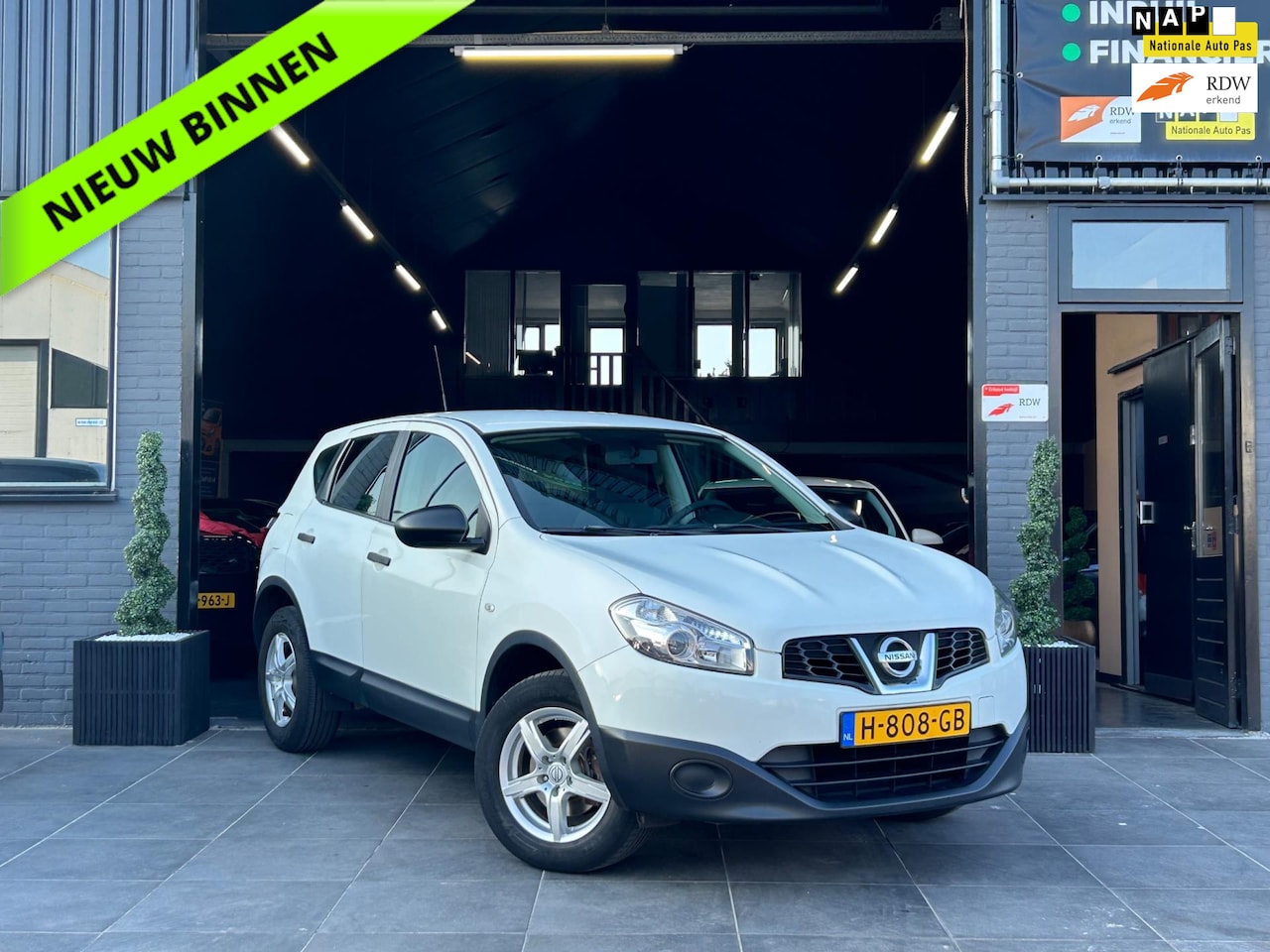 Nissan Qashqai - 1.6 Visia|Airco|El Pakket|Cruise Control|APK| - AutoWereld.nl