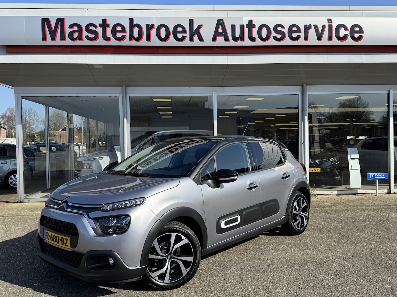 Citroën C3 - 1.2 PureTech Shine Staat in Hardenberg - AutoWereld.nl