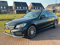 Mercedes-Benz C-klasse - 220 CDI AMG Pano | Luchtvering | Trekhaak | Burmester | Camera | Distronic | Dealer Onderh