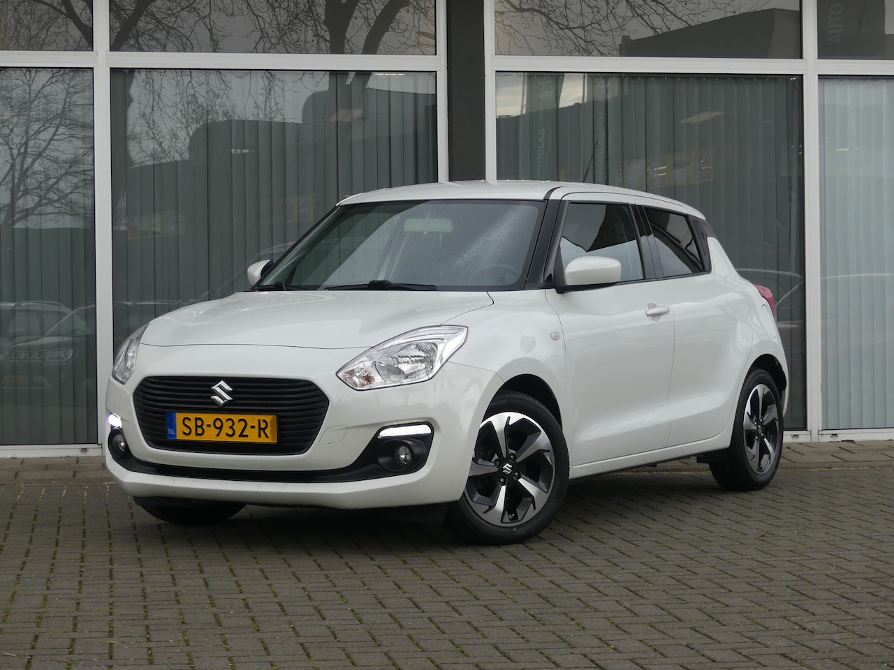 Suzuki Swift - 1.2 Select Navigatie, Apple Carpl/Andr Auto - AutoWereld.nl