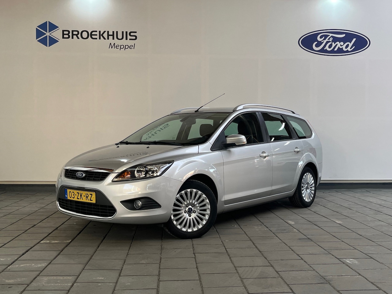 Ford Focus Wagon - 1.6 Titanium Volledig dealer onderhouden! | Trekhaak | Climate control | Cruise Control | - AutoWereld.nl