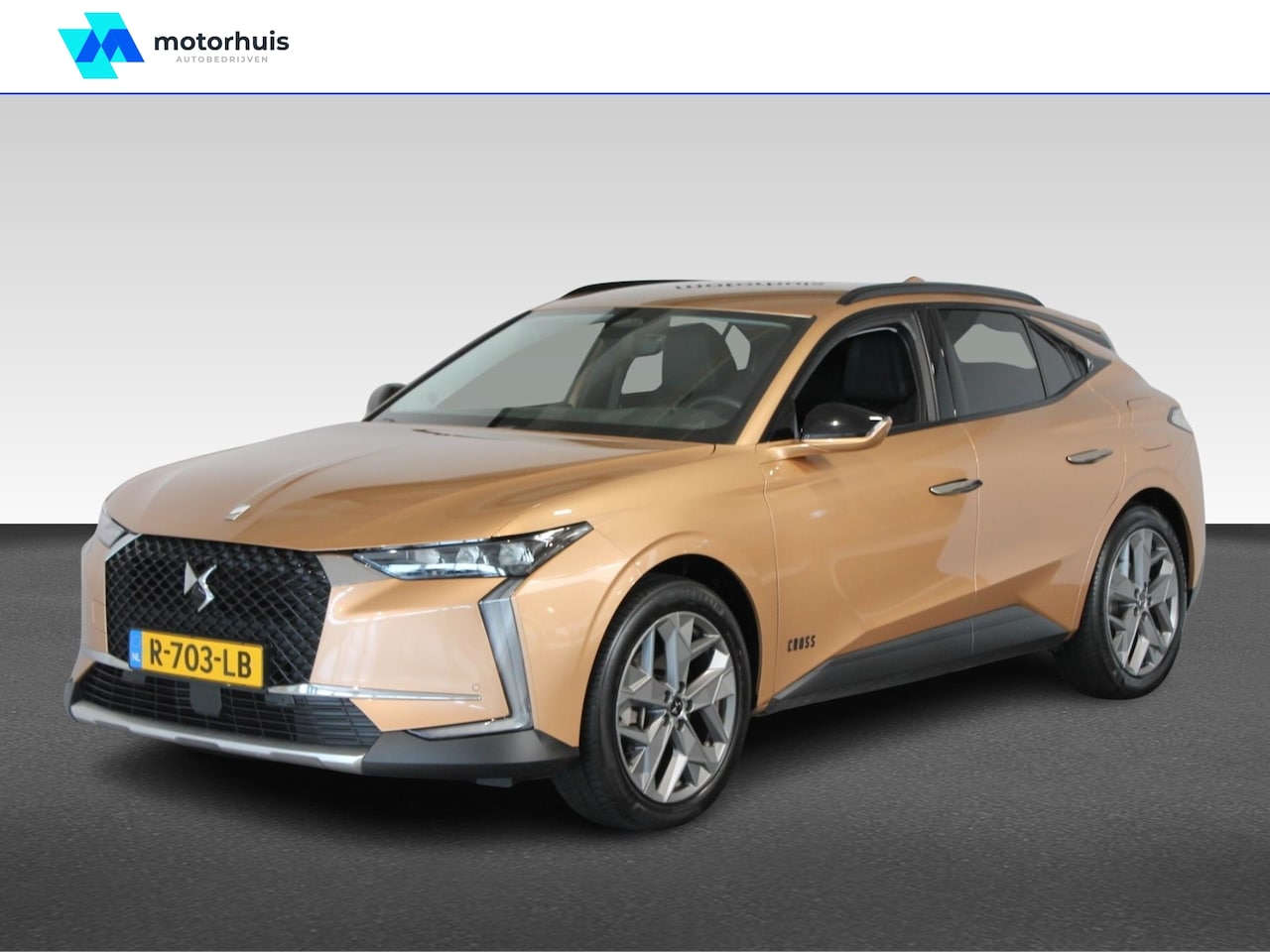 DS 4 - 1.6 E-Tense 225pk Automaat Trocadero Cross Rijdende Demo - AutoWereld.nl