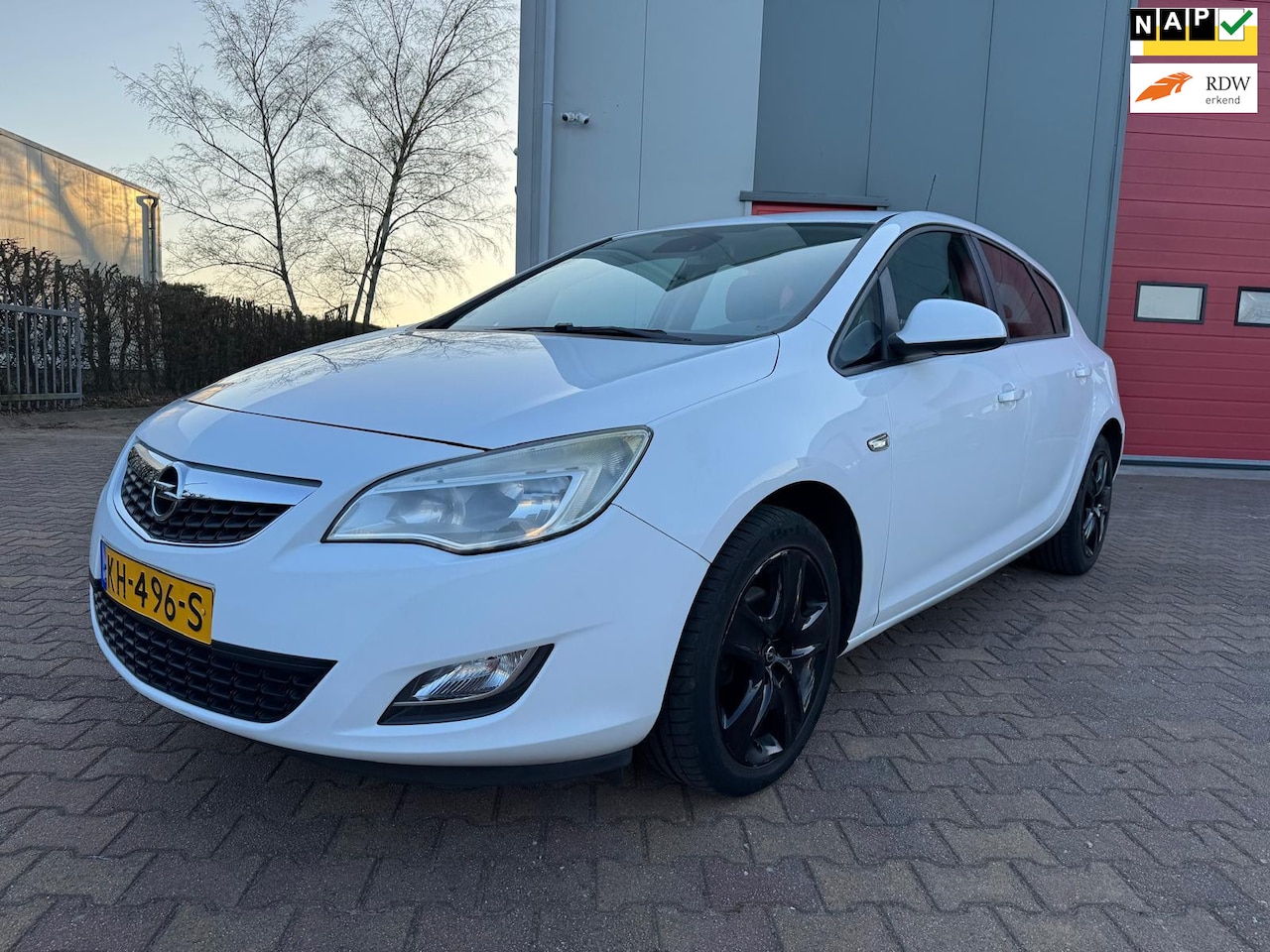 Opel Astra - 1.4 Turbo Edition 1.4 Turbo Edition ( Airco + Trekhaak ) - AutoWereld.nl