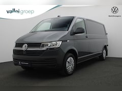 Volkswagen Transporter - 2.0 TDI 150 pk DSG L2H1 28 | Trekhaak | 3-zits | Navigatie | Adaptive Cruise