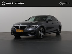 BMW 3-serie - 330e xDrive High Executive | Laser Light | Schuifdak | Leder met Memory | Head-Up | Parkee