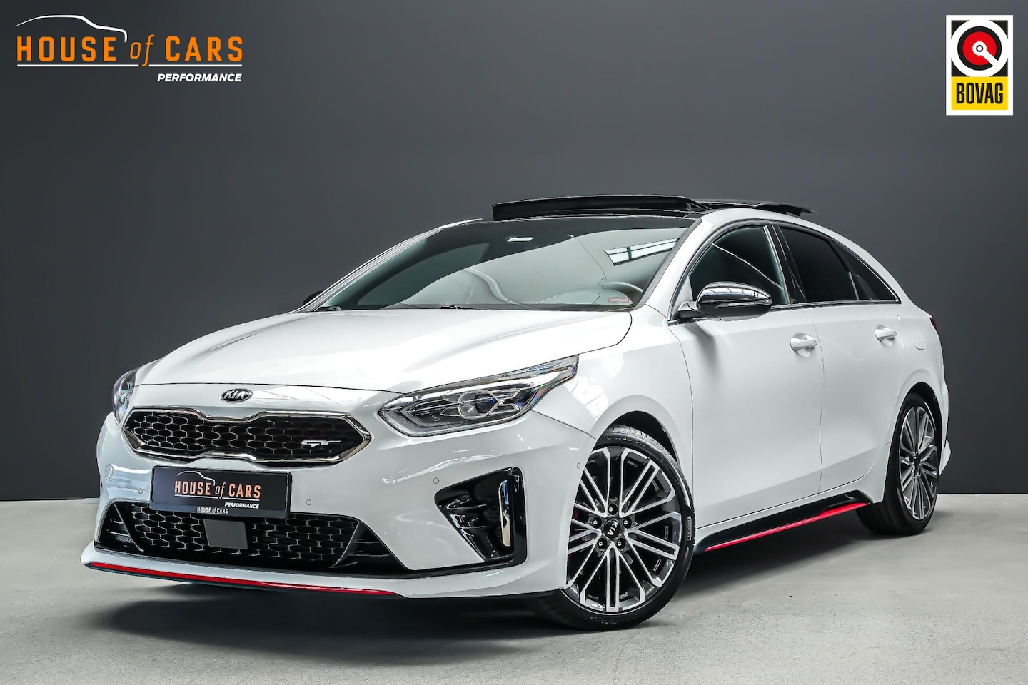 Kia Pro cee'd - GT 1.6 200pk T-GDI |groot multimedia scherm|panoramadak|digital cockpit|JBL|elek. stoelen - AutoWereld.nl