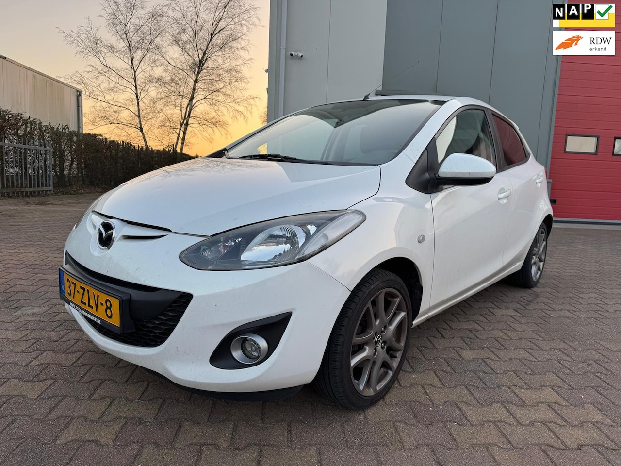 Mazda 2 - 1.3 BIFUEL GT 1.3 BIFUEL GT ( Airco + G3/LPG + Trekhaak ) - AutoWereld.nl