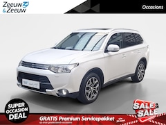 Mitsubishi Outlander - 2.0 PHEV Instyle X-Line |Schuif Kanteldak| Navigatie| Elektrische achterklep| Achteruitrij