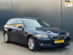 BMW 5-serie Touring - 528i AUT|Pano|Grote Navi|Stoelvw|HUD|Vol